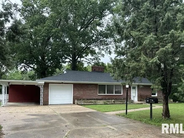 1811 Warren Ave, Mount Vernon, IL 62864