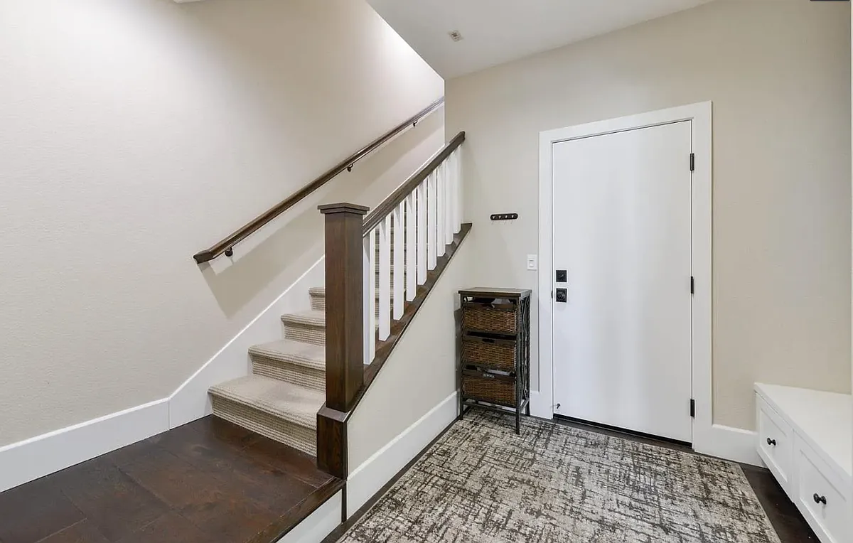 Building Photo - 532 Fierro Loop