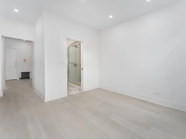 51 West 8th Street image 4 of 7