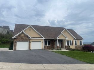 256 Hamer Dr, Duncansville, PA