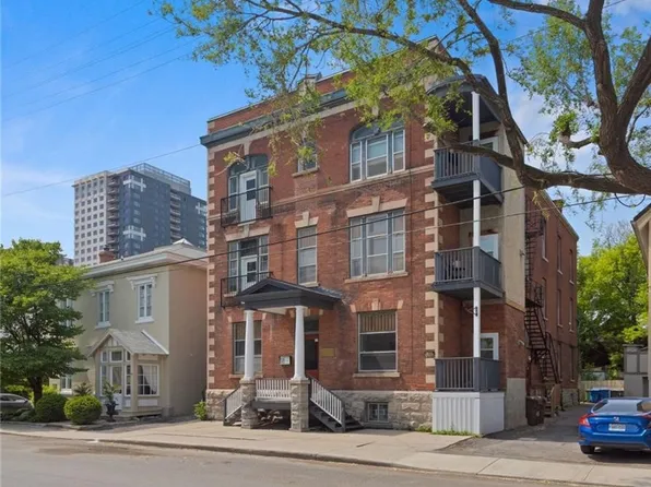 455 Besserer St #2, Ottawa, ON K1N 6C2
