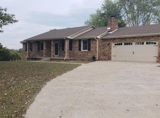 101 Sandis Ln, Palmyra, TN 37142