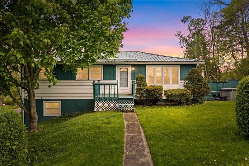 1st image of 1111 Carrie Ave