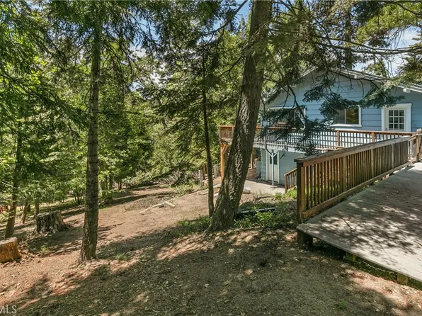 674 Rose Ln, Twin Peaks, CA 92391
