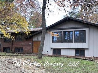 16 Spring Hill Dr, Arden, NC 28704