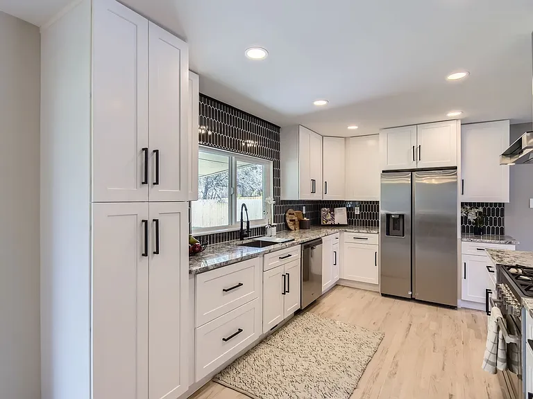 3576 S Holly St — Photo 5
