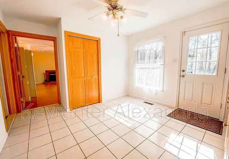 7123 Red Horse Tavern Ln — Photo 11