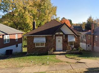 3234 Welsberg Dr, Saint Louis, MO 63121