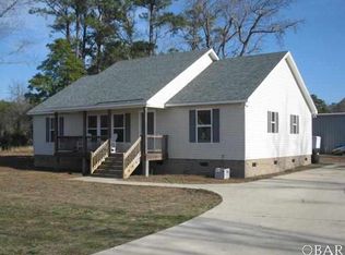 100 Douglas Ct, Harbinger, NC 27941