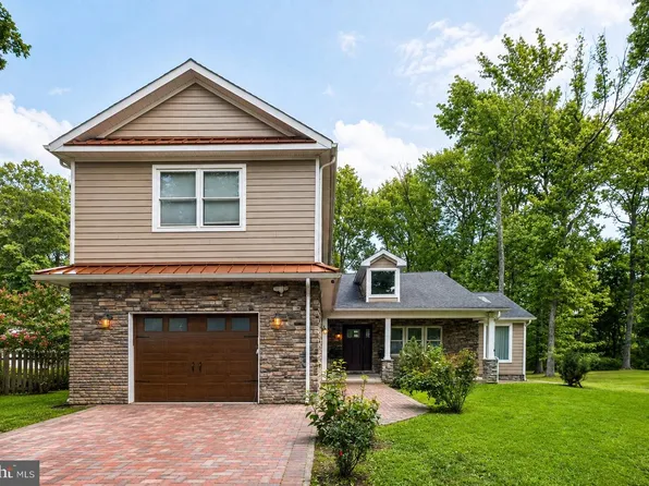 15 Wilfred Rd, Morrisville, PA 19067