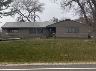 7935 600th Ave, Walters, MN 56097