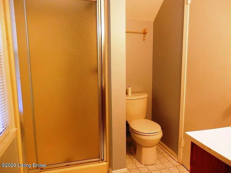 8220 Whipps Mill Rd — Photo 11