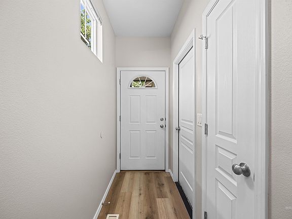 4th image of 2903 W Lemhi St