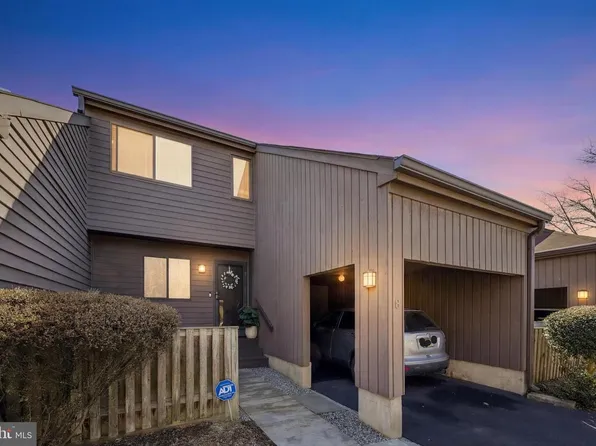 6 Rebecca Ct, Ewing, NJ 08628