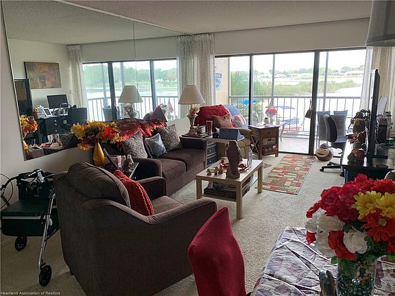 4th image of 117 Country Club Dr Unit 201-1