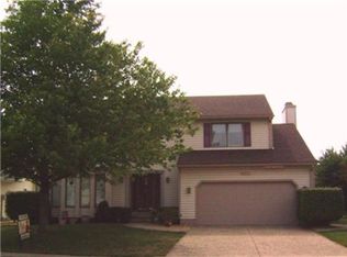 4611 Cresthaven Ln, Decatur, IL 62526