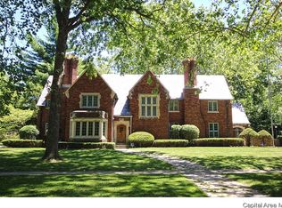 1700 S Wiggins Ave, Leland Grove, IL 62704