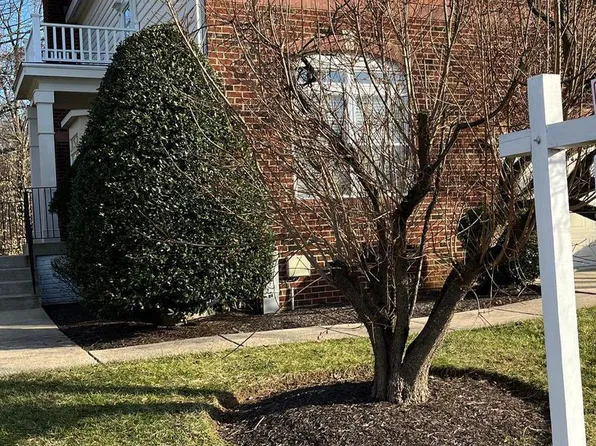 1909 Woodshade Ct, Bowie, MD 20721