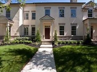 1990 Cardigan Ave, Columbus, OH 43212