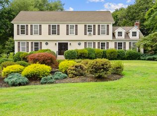 6 Crossbow Ln, Monroe, CT 06468