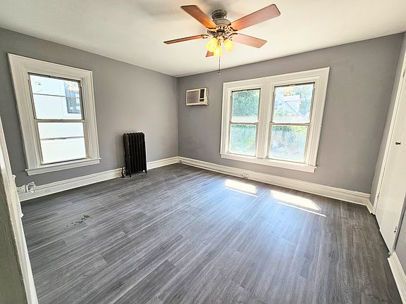 5th image of 591 E 8th St #1