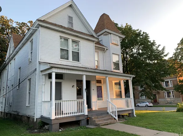 133 W 13th St APT 2, Davenport, IA 52803