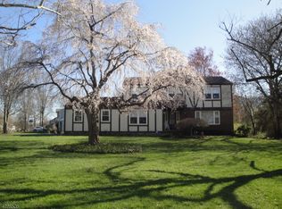 5 Bradley Ln, Bridgewater, NJ 08807