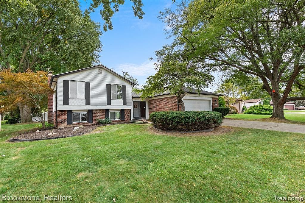 39977 Twenlow Dr Clinton Township MI 48038 Zillow