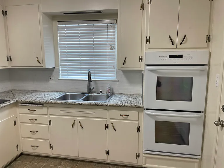 2435 Saint Mark Ave — Photo 4