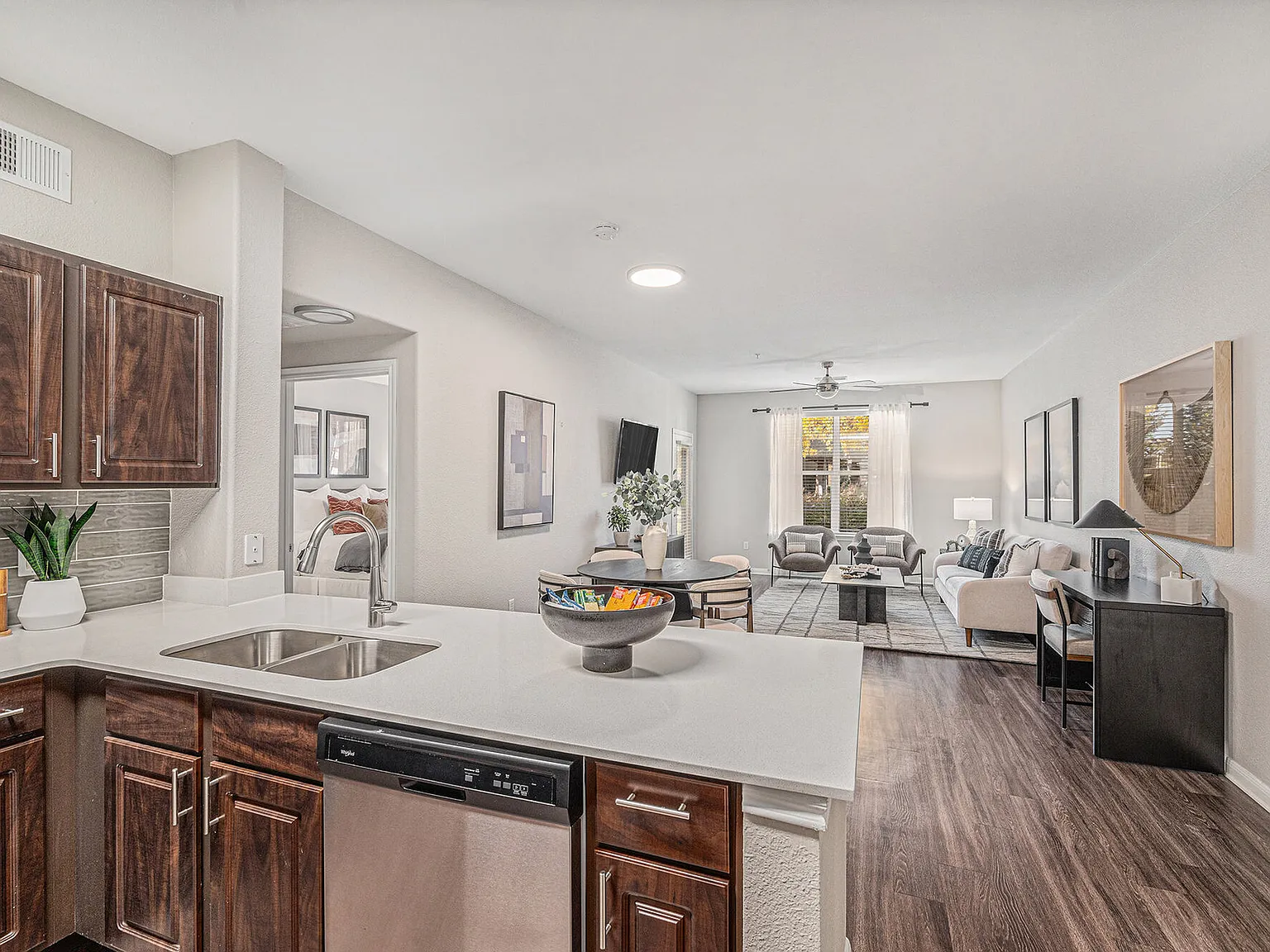Creekside at Highlands Ranch — Photo 4