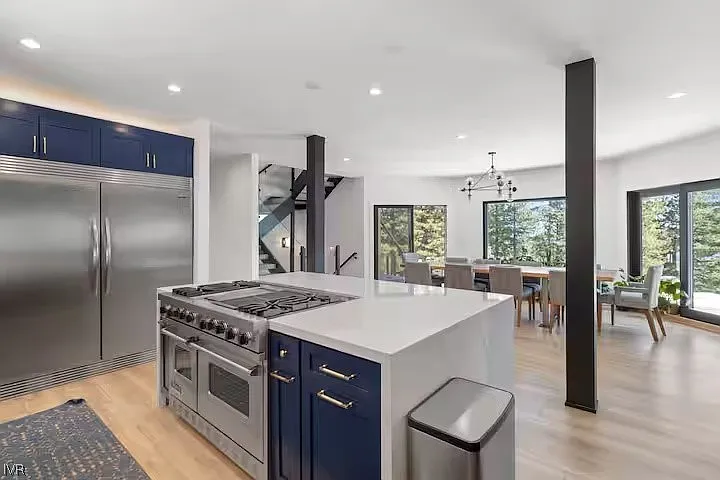 570 Tyner Way — Photo 12