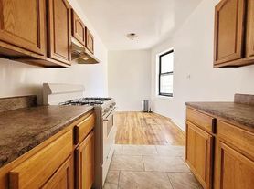 1738 University Ave, Bronx, NY