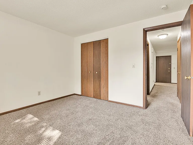 2 Bedroom