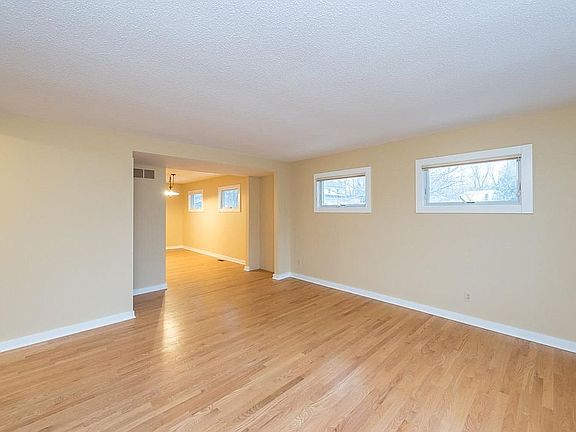 4th image of 1750 Fulmer St
