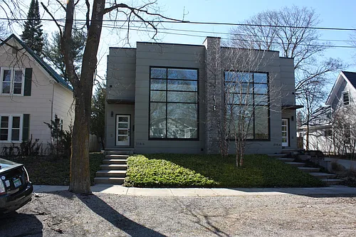 316 S Cedar St Photo 1