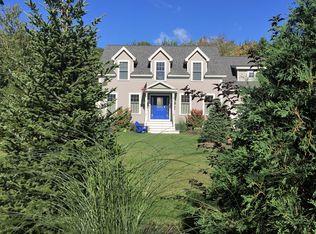 5 Falmouth Rd, Falmouth, ME 04105