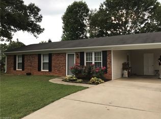 1810 Kerner Rd, Kernersville, NC 27284