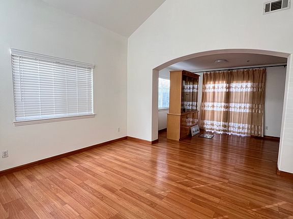 2nd image of 607 E Newmark Ave APT B