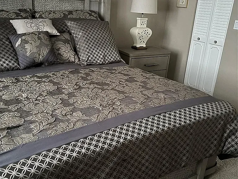 1865 S Ocean Dr #44L — Photo 6