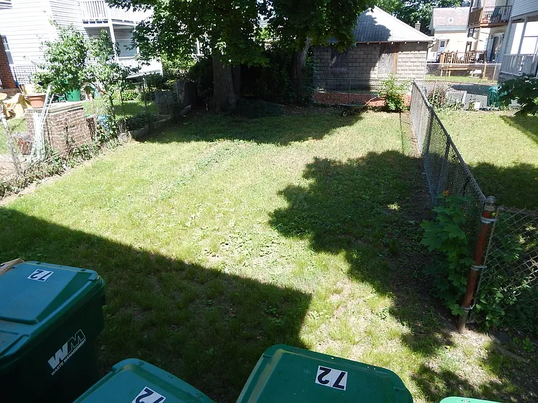72 College Ave #2 — Photo 23