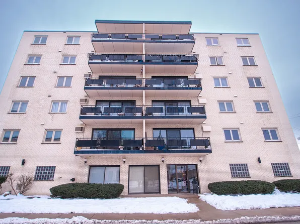 8045 W Oconnor Dr #6A, River Grove, IL 60171