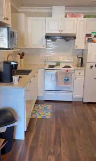 2 bed, 900 sqft, $2,000 — Photo 2