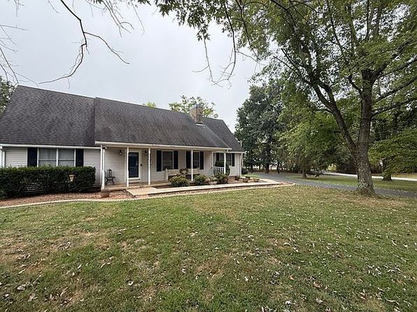 529 Bismarck Ln