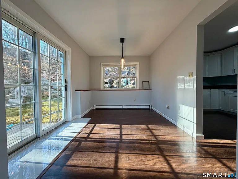 154 E Main St #A — Photo 4