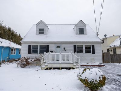 214 Crombie Street, Huntington Station, NY, 11746