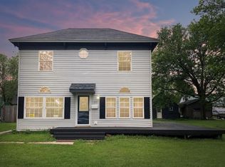 30 E Snelling Ave, Appleton, MN 56208