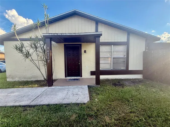 14222 Village View Dr, Tampa, FL 33624