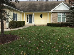 9118 Spring Forest Dr, Fort Wayne, IN 46804