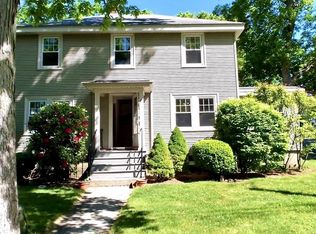 8 Dunedin Rd #0, Wellesley Hills, MA 02481