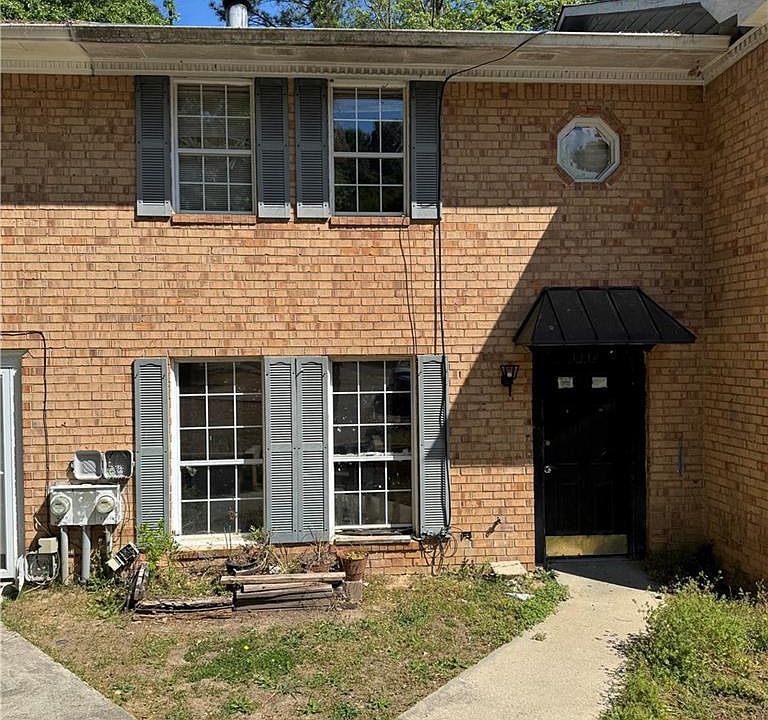 1st image of 1110 Windgate Cir NW